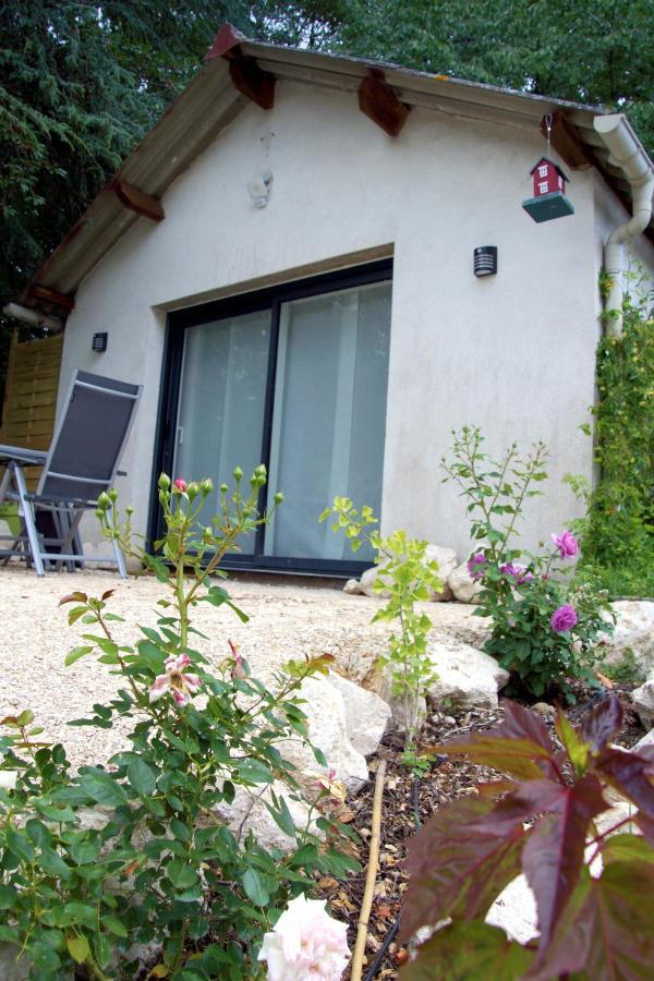 Cottage-Gite & Jacuzzi - Chez Flo & Marc 츄지수르세스 외부 사진