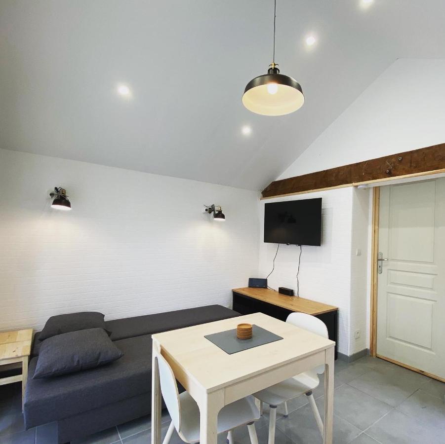 Cottage-Gite & Jacuzzi - Chez Flo & Marc 츄지수르세스 외부 사진